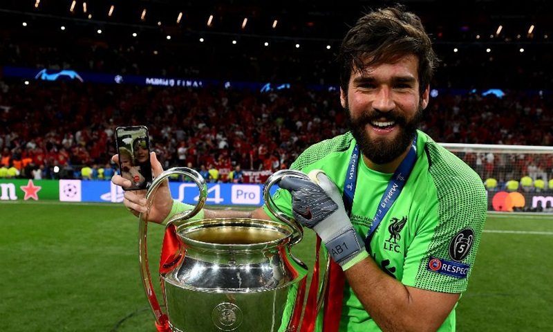 Alisson Becker và cúp vô địch UEFA Champions League mùa giải 2018-2019