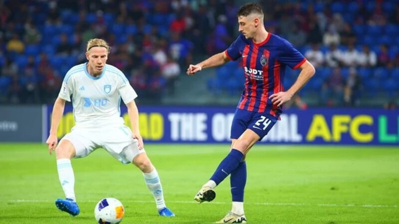 Johor Darul Ta’zim thi đấu với kỹ năng điêu luyện