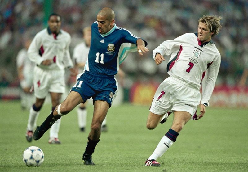 Sebastián Verón thi đấu trong màu áo của tuyển quốc gia Argentina